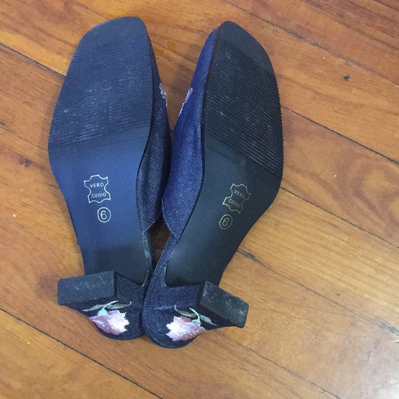 Heels - Picture 3 of 5